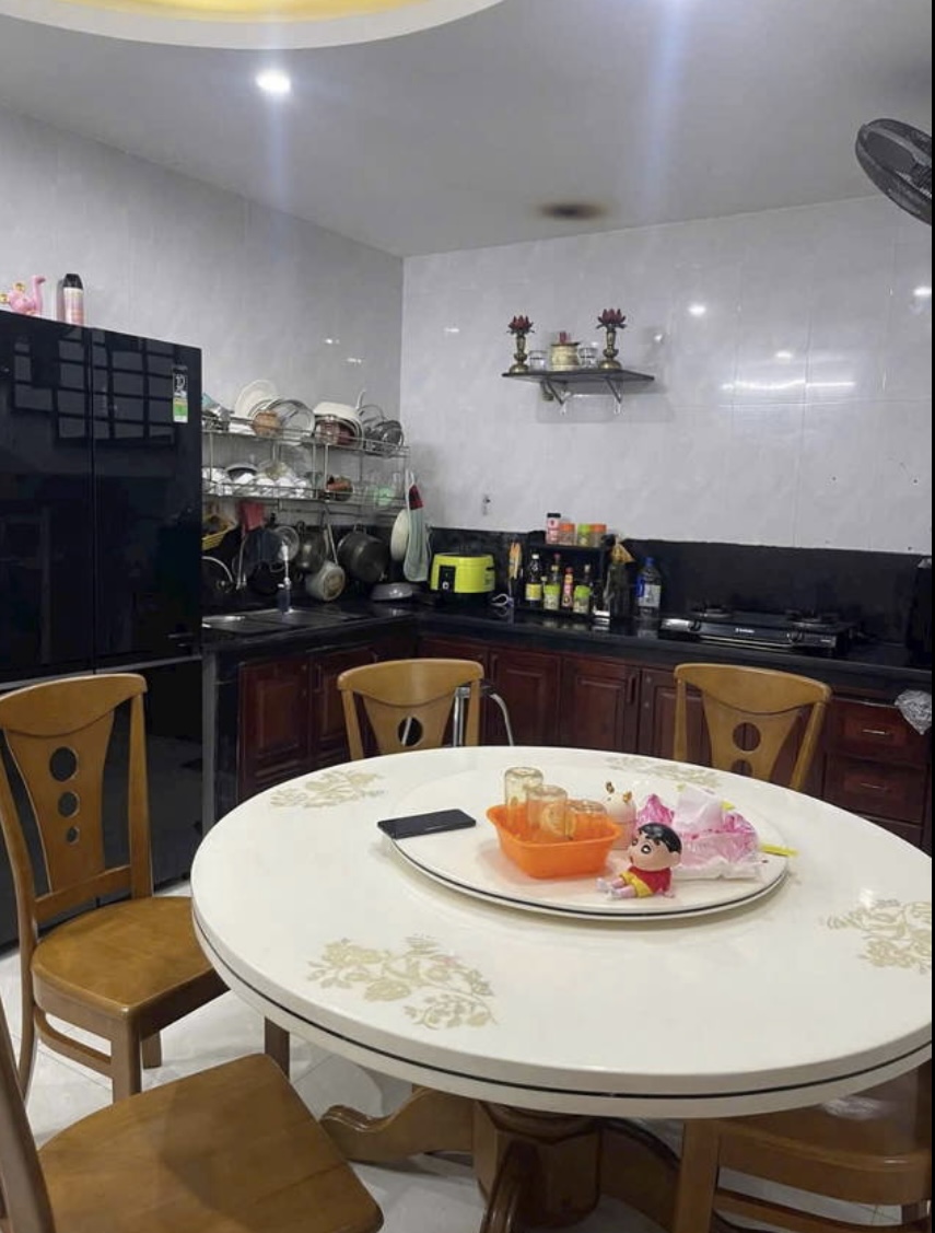 Nhà 2 tầng mặt tiền đường Nguyễn Thị Ba . DT:75m , ngang 5m