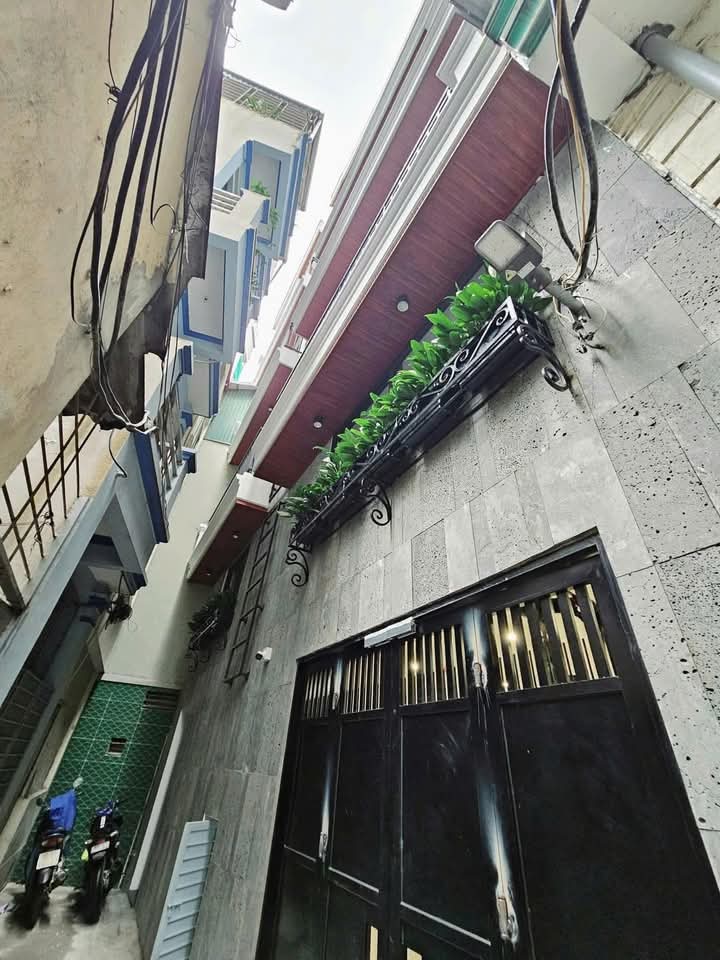 NHÀ BÁN SIÊU RẺ VÀ ĐẸP TRẦN CUNG .LH 0912708636 &(0393794493) TẤT THẮNG