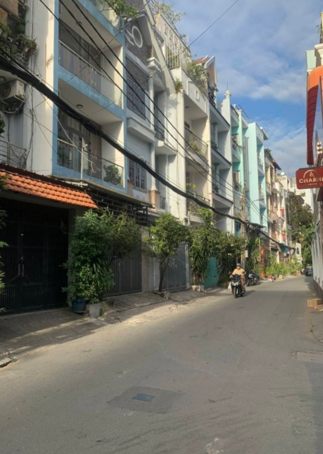 Đường Sư Vạn Hạnh,P12.Quận 10.Hẽm 7 m.Giá 20,9 tỷ.