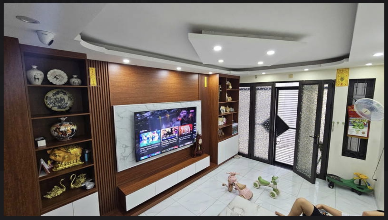 BA ĐÌNH SIÊU VIP - GẦN TRƯỜNG GẦN CHỢ - NGÕ BAGAC TRÁNH.