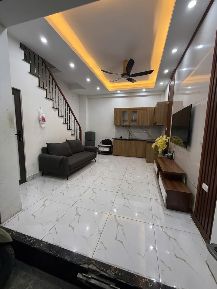 HOT HIT PHỐ THANH NHÀN - NHÀ ĐẸP NGÕ THÔNG - SÁT CÔNG VIÊN - NHỎ XINH MÀ CÓ VÕ - CHỐT NGAY K LÀ BAY