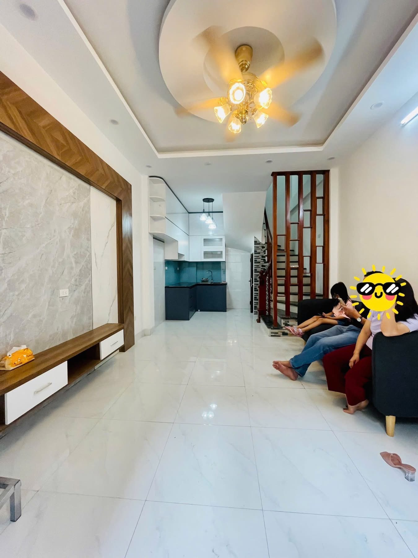 NHÀ MỚI - PHÂN KHÚC HIẾM - GẦN PHỐ - GẦN CÁC TRƯỜNG ĐH - NHIỀU TIỆN ÍCH