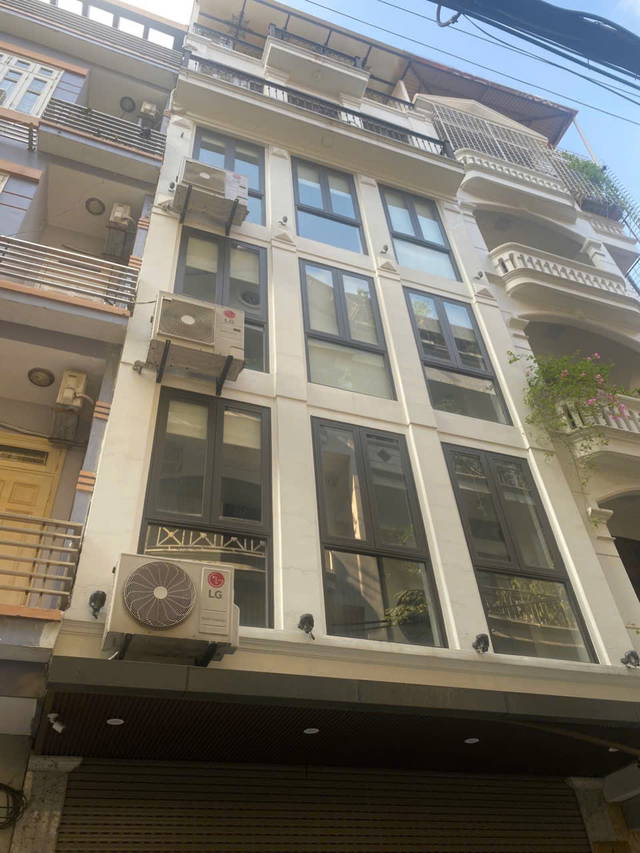 60m2