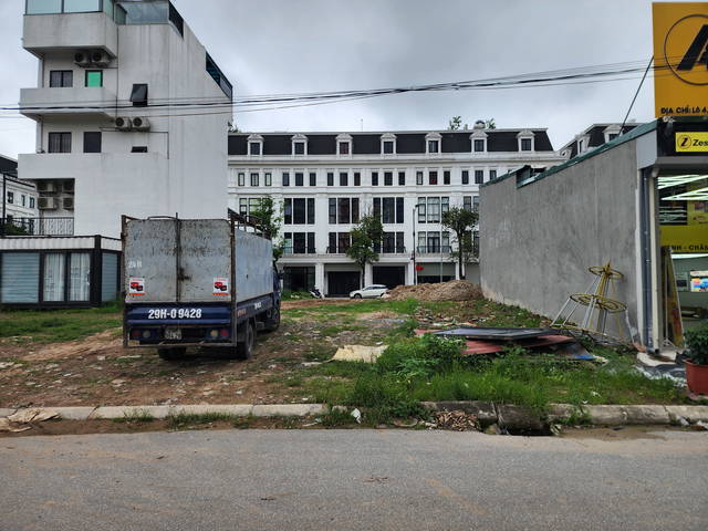 108m2