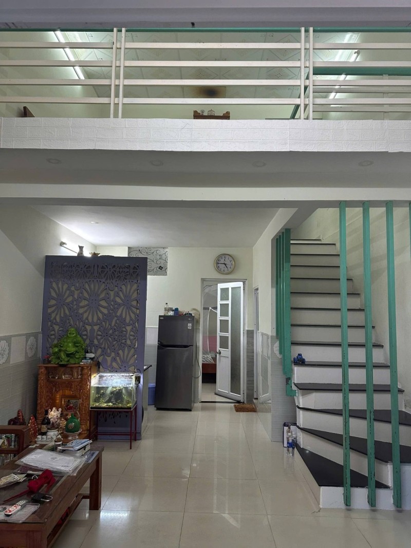 ► Nhà gần Tạ Hiện Chợ Hoà Cường, Ô tô đậu 30m, 42m2, mê lửng cứng sạch, 2.x tỷ