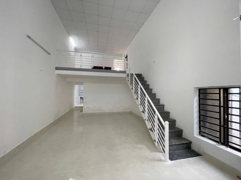 ► Nhà sát Đinh Công Trứ, Ô tô đậu 30m, gần Biển Mân Thái, ~70m2, Gác đúc sạch, nhỉnh 3 tỷ