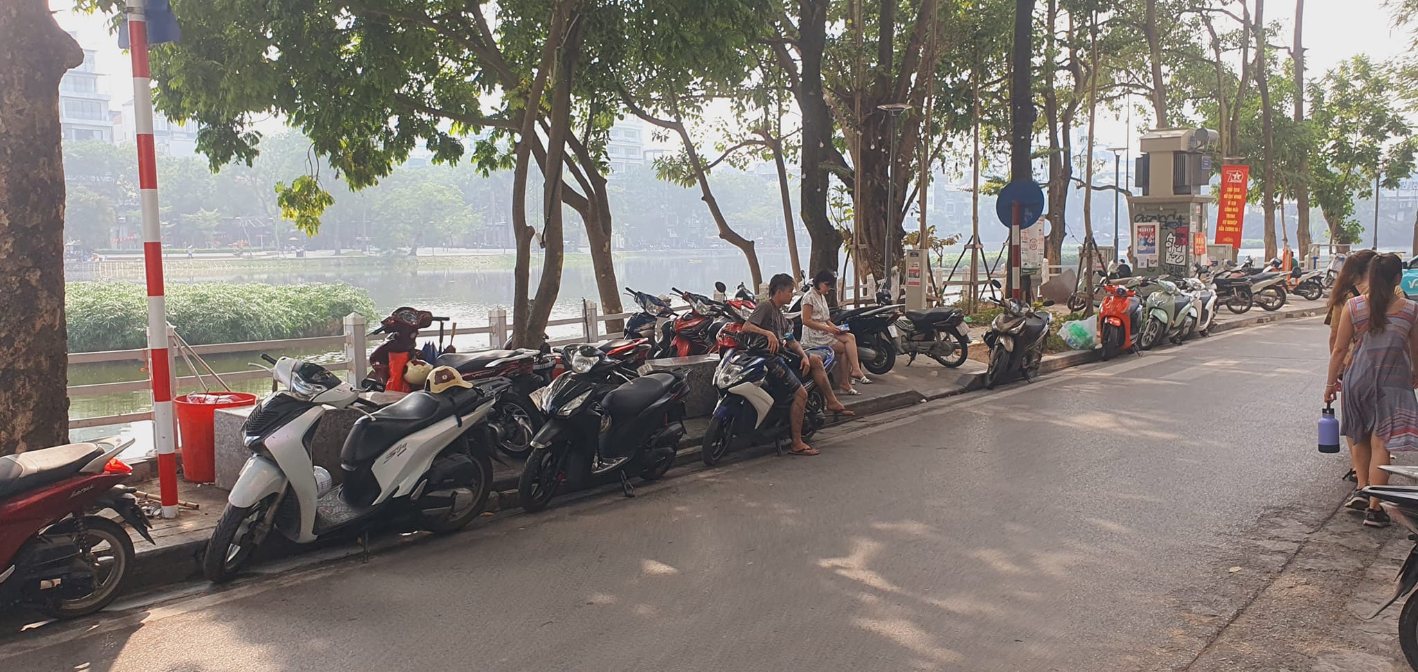 Bán nhà mặt phố Trấn Vũ 133m2 mặt tiền 7.3m view Hồ sẵn GPXD 7 nổi 1 hầm