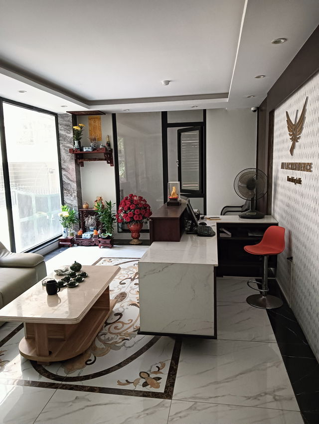 Bán nhà phân lô ô tô tránh Xuân La – Tây Hồ. D/T: 88m2, 6 tầng thang máy, 2 thoáng vĩnh viễn – Gara – thuê ở. Lotte Tây Hồ