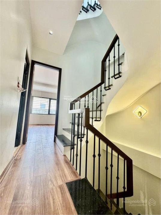 Bán nhà HXH 5m 3/2, Q.10, gần Vạn Hạnh Mall, 8.x tỷ!