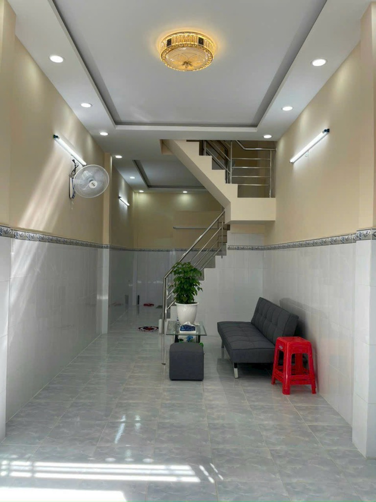 HẺM XE TẢI THÔNG - KỀ BÊN TÂN HOÀ ĐÔNG - BÌNH TRỊ ĐÔNG - NGAY NGÃ TƯ 4 XÃ - 2 TẦNG - 33M2 - 2 PHÒNG NGỦ - GIÁ CHỈ HƠN 3