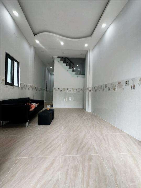 Bán nhà HXH CMT8, Q.10, lô góc 2 mặt tiền, 8.x tỷ!