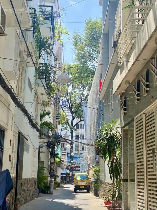 Bán nhà HXH Lê Hồng Phong, Q.10, kế MT, 7.x tỷ!