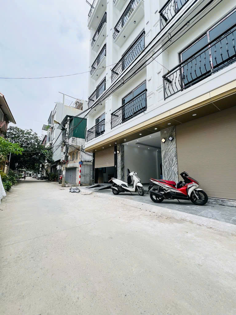 NHANH! ĐANG BÁN NHÀ MẶT PHỐ VỌNG - 52m 5 Tầng. Ngay sát Cổng trường ĐH Kinh Tế. GARA Ô TÔ HƠN 15 TỶ