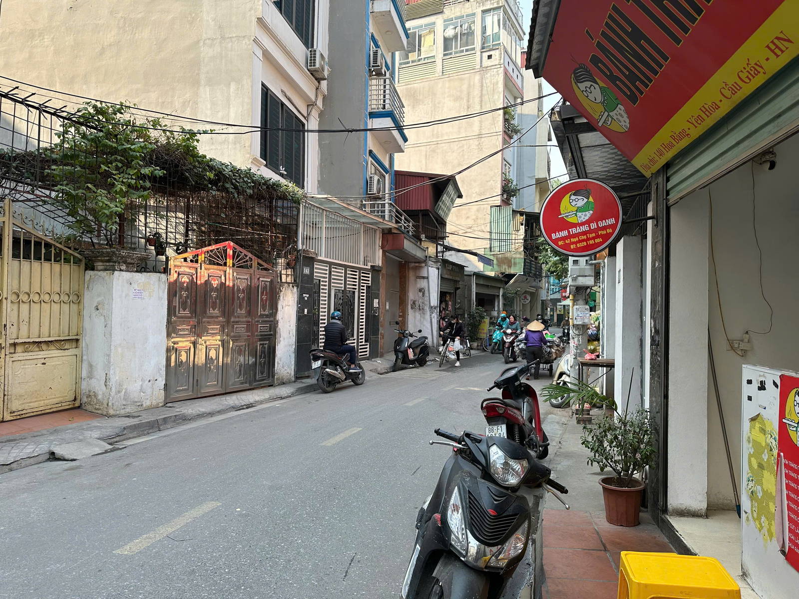 BÁN NHÀ MẶT PHỐ HOA BẰNG – 62M² – 7 TẦNG – THANG MÁY – GIÁ 28 TỶ