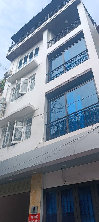 103m2