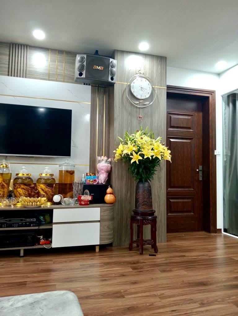 BÁN NHÀ CHUNG CƯ HUỲNH THÚC KHÁNG. TẦNG TRUNG. TIỆN ÍCH VÔ VÀN