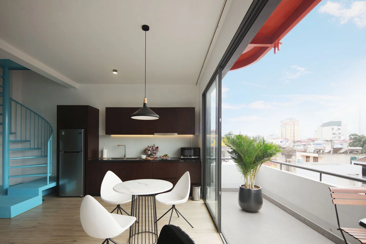 80m2