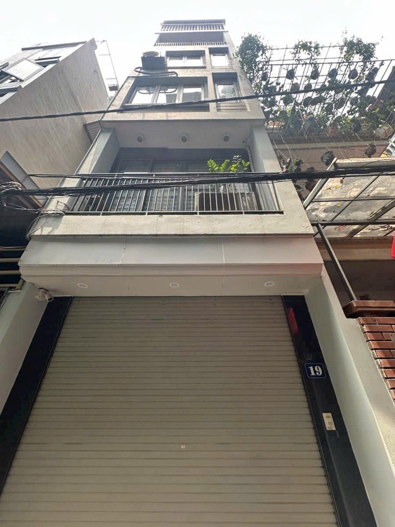 NHÀ ĐẸP DÂN XÂY - GẦN PHỐ - Ô TÔ ĐỖ CỬA - HAI THOÁNG TRƯỚC SAU - KINH DOANH VĂN PHÒNG -ONLINE