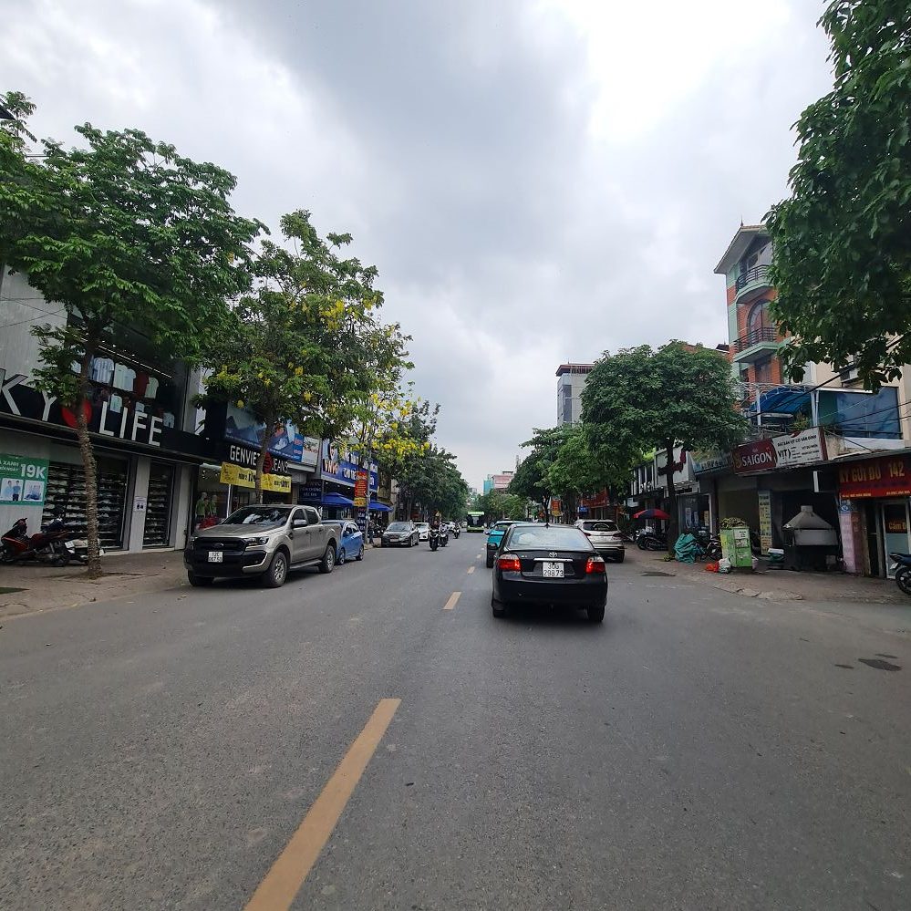 BÁN ĐẤT ĐÔNG DƯ, GIA LÂM, HÀ NỘI DT 76m2, 7 chỗ thông.