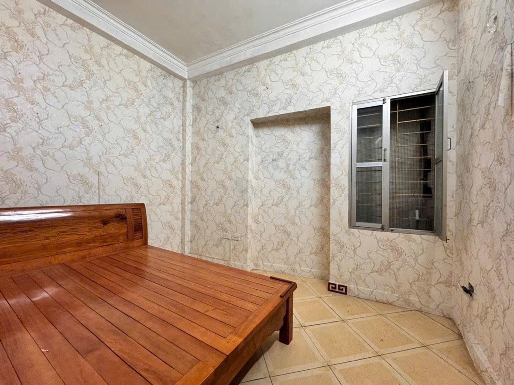 BÁN NHÀ XUÂN LA - TÂY HỒ - DT 40M2 - 5 TẦNG - GIÁ 6.3 TỶ - SỔ ĐỎ CHÍNH CHỦ