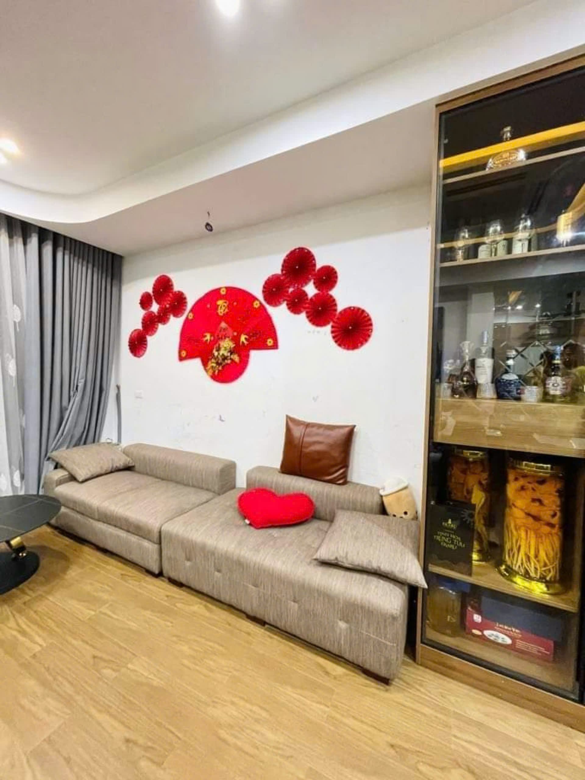 BÁN NHÀ PHÂN LÔ HOÀNG QUỐC VIỆT, ÔTÔ NGỦ NHÀ, 6T THANG MÁY, 52M2 GIÁ 15 TỶ 750