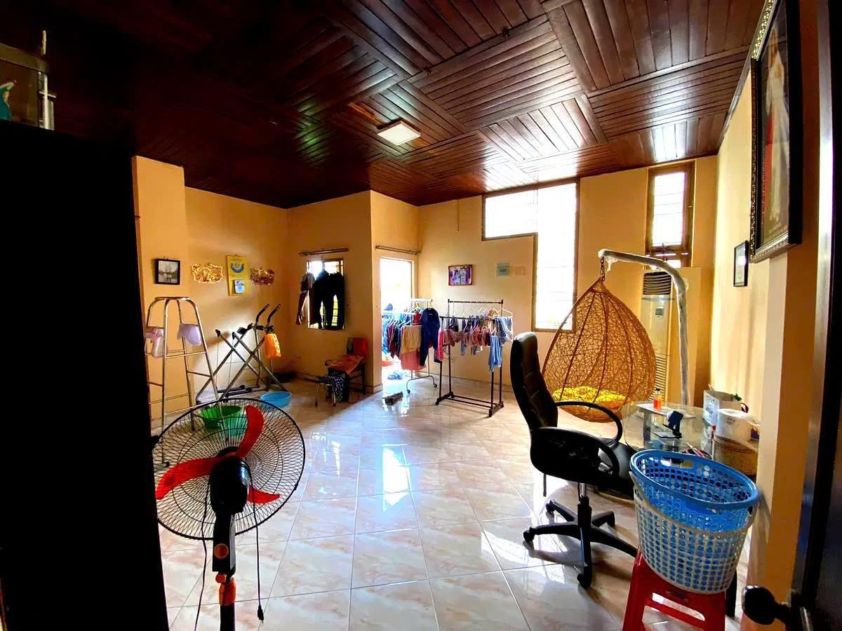Bán CHDV, HDT 60tr/tháng, HXT Hồng Hà P2 Tân Bình - Sát Sân Bay giá 25 tỷ TL