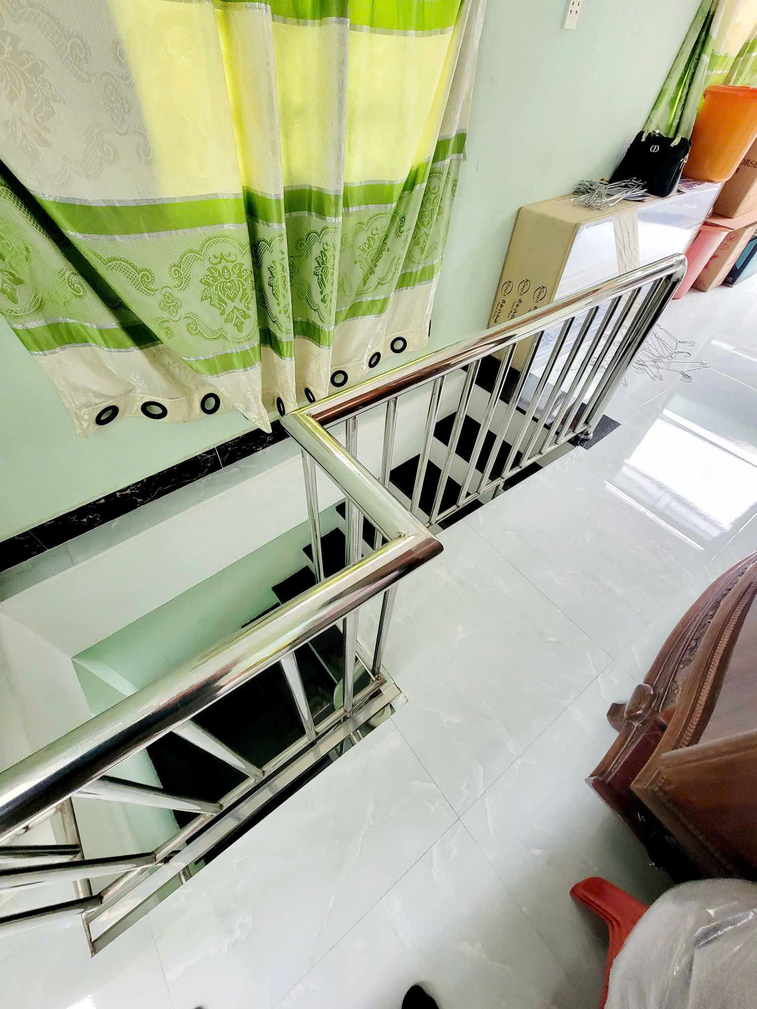♣ Duy nhất 1 căn 1.6x tỷ, 2 tầng đúc, Trung Tâm Hải Châu, Kiệt Thẳng ra Nguyễn Trãi, sổ hoàn công