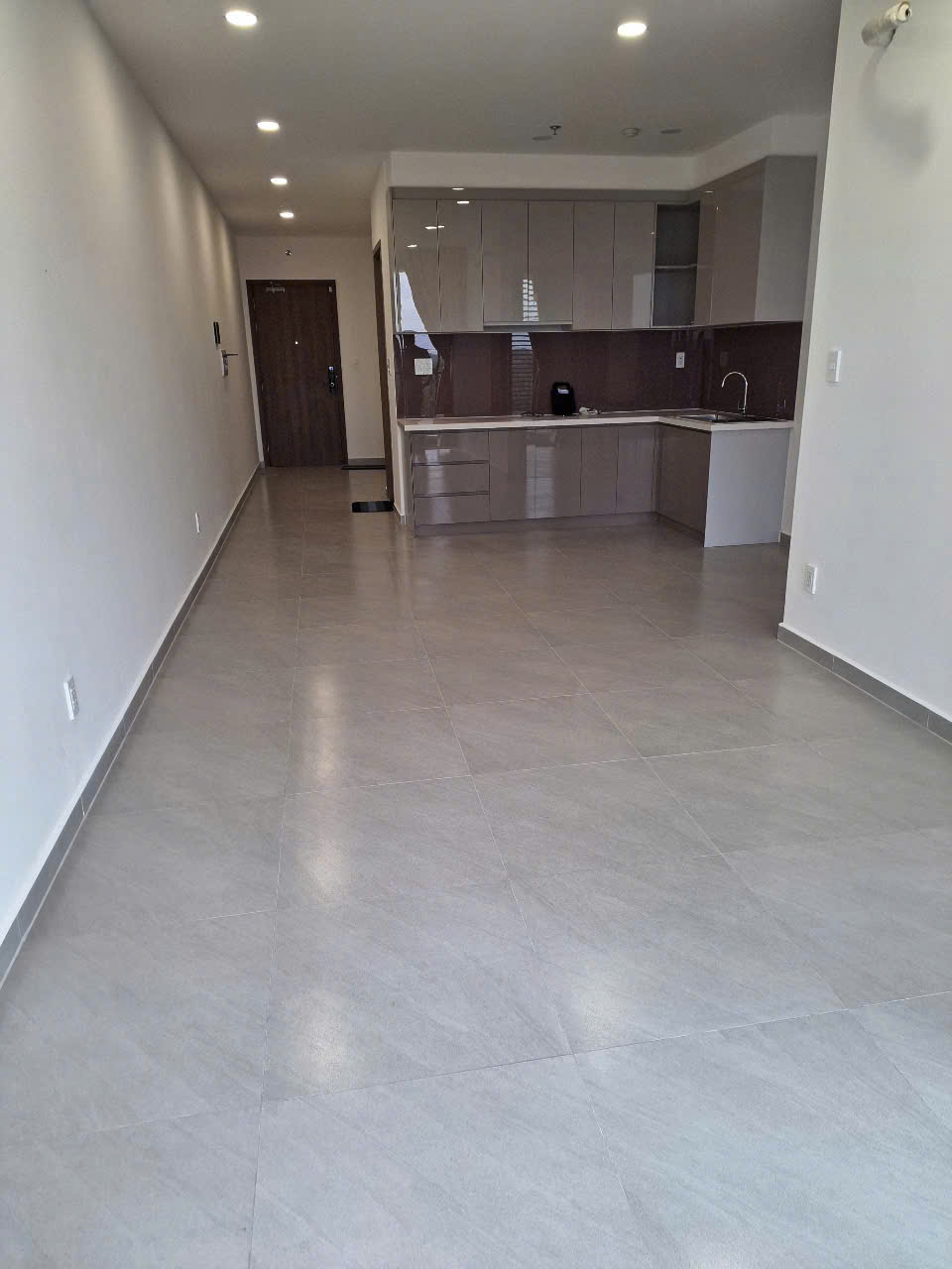 Căn hộ đẹp- giá đầu tư cần bán nhanh căn hộ MT EARTMARK CITY sổ hồng nóng hổi tại quận 9 ,TPHCM