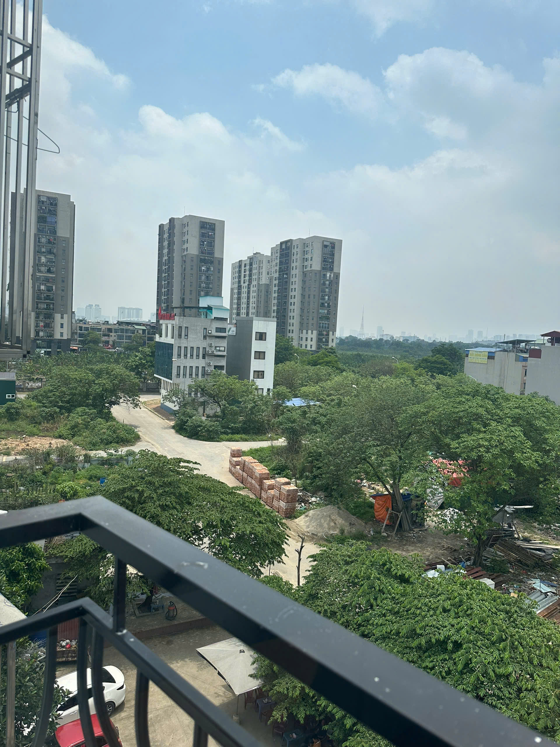 HIẾM, NHÀ DÂN XÂY CẦU GIẤY 36M2X6T, 2 THOÁNG, CHỦ TẶNG NỘI THẤT, 6.99 TỶ