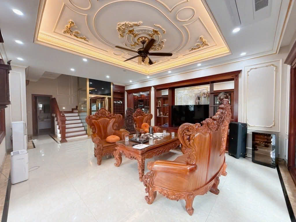 BÁN NHÀ HOÀNG QUỐC VIỆT, PHÂN LÔ, VỈA HÈ KINH DOANH, ÔTÔ TRÁNH, 2 THOÁNG, 85M2 HƠN 28 TỶ