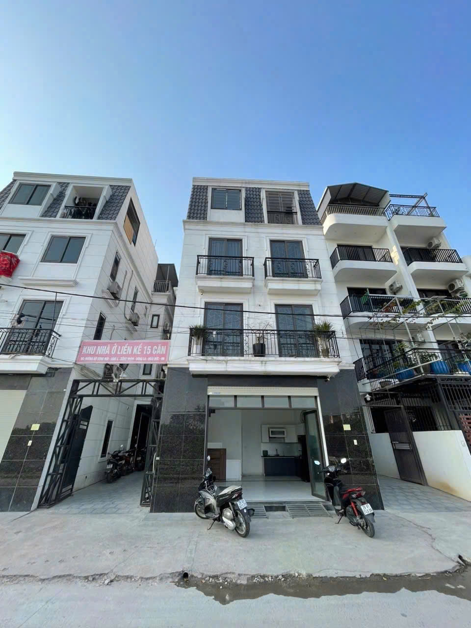 Mình cần cho thuê nhà nguyên căn 4 tầng tại Xóm 4, thôn Đồng Nhân, xã Đông La, Hoài Đức