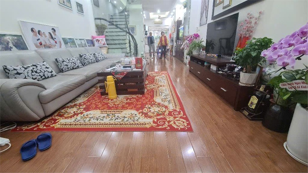 NHÀ ĐẸP - GIÁ TỐT - Cần Bán Nhà Vị Trí Đẹp NGÕ THÔNG - Ô TÔ TRÁNH – KINH DOANH – CÁCH PHỐ 20M