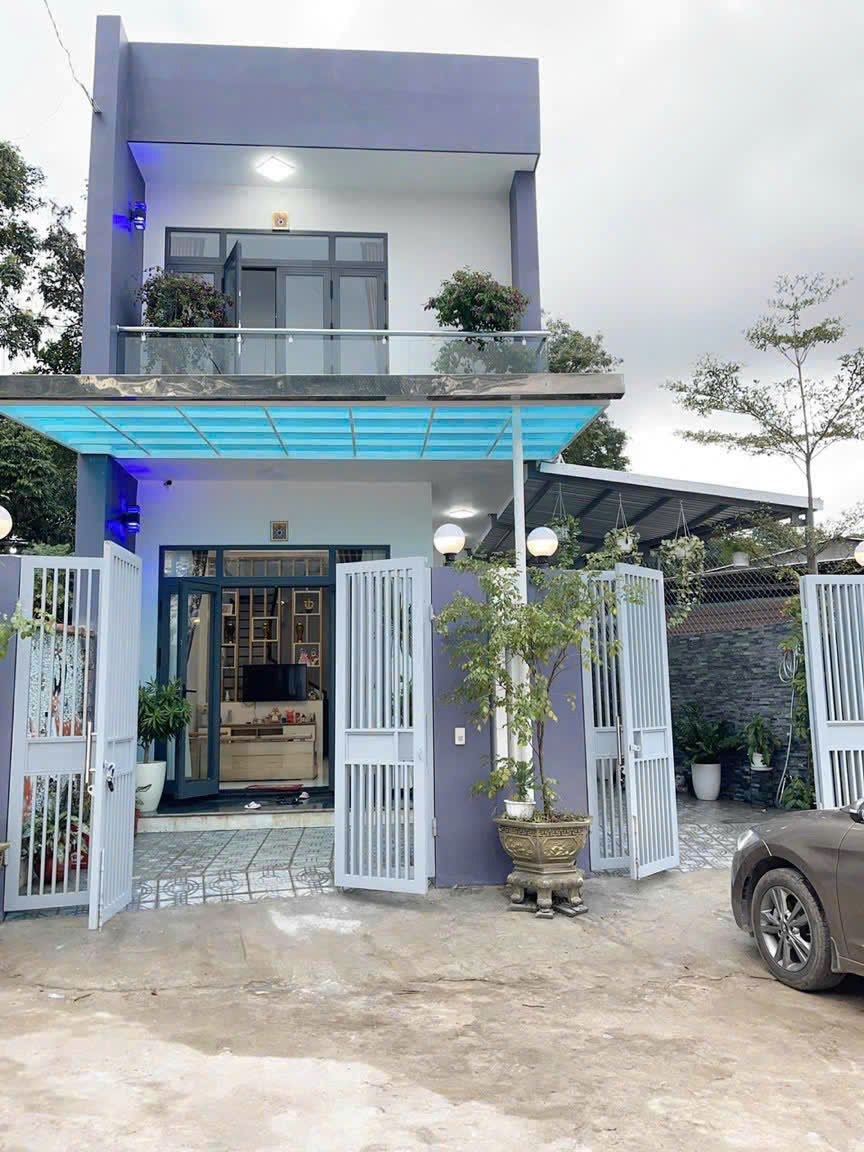 Bán nhà 2 tầng đẹp full nội thất kiệt ô tô Hoài Thanh. Cách đường chính 100m