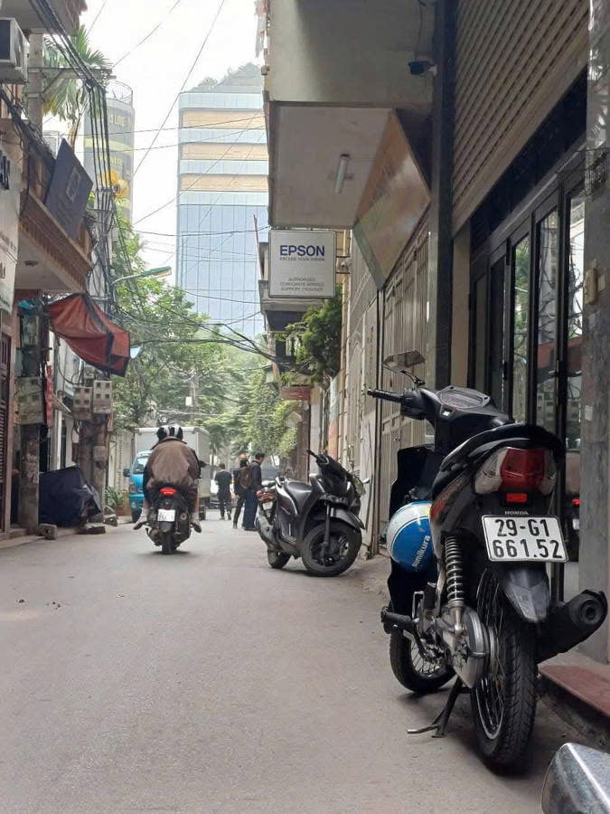 BÁN NHÀ THÁI HÀ, ĐỐNG ĐA. 46M2 6 TẦNG MT 5M GIÁ 18.5 TỶ- MẶT NGÕ Ô TÔ - KINH DOANH SẦM UẤT - NHÀ DÂN KIÊN CỐ - SỔ ĐỎ