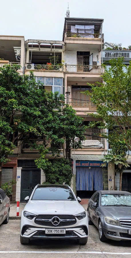 BÁN NHÀ HÀO NAM. 50M2 4 TẦNG GIÁ 17 TỶ- MẶT NGÕ TO NHƯ MẶT PHỐ- SAU QUY HOẠCH ĐƯỜNG 30M.