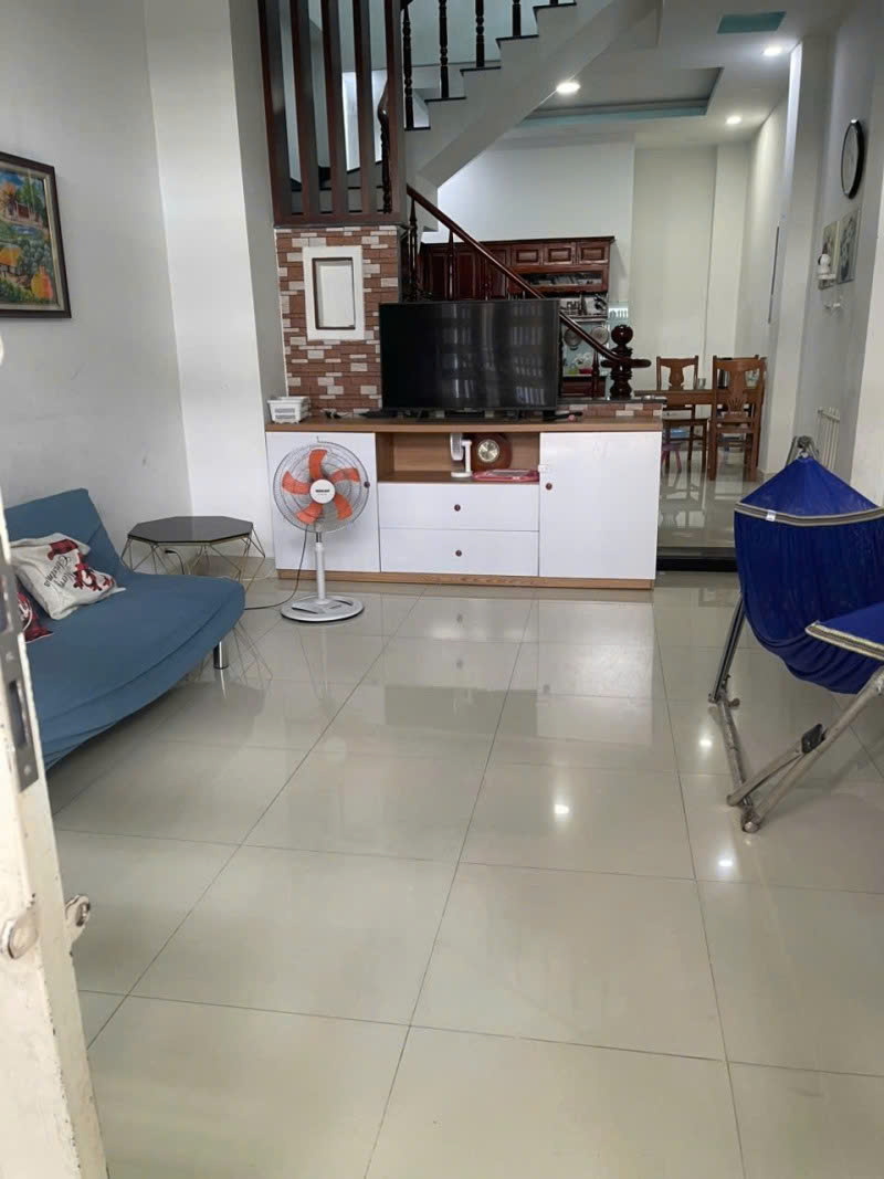Bán nhà 3 tầng, 54m², 3PN, 3WC, Nguyễn Duy Trinh, Q.9 - 4.3 tỷ