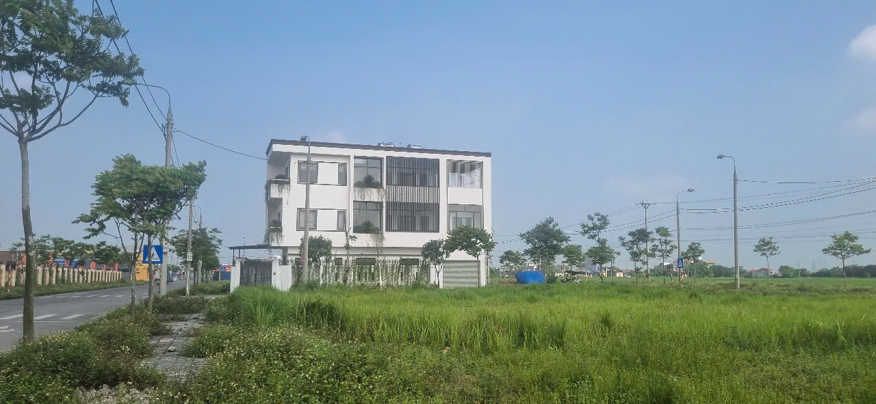 Chính chủ bán mảnh đất KĐT sân vận động huyện Nam Trực 100m, mặt tiền 5m