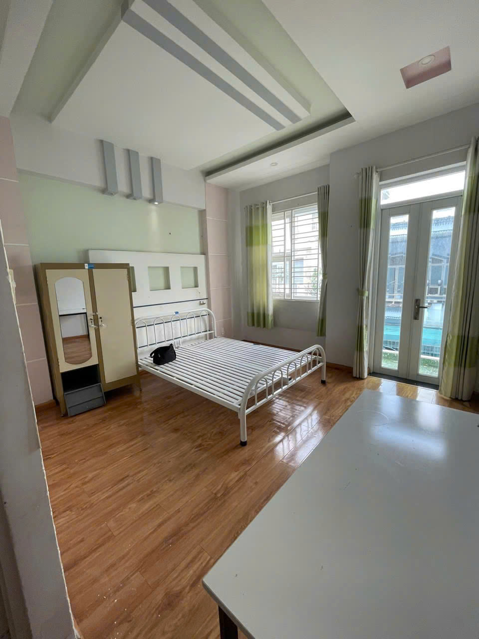 MÌNH CẦN SANG NHƯỢNG NHÀ NGUYÊN CĂN KINH DOANH PHÒNG TRỌ ĐƯỜNG NGUYỄN VĂN KHỐI - TP HỒ CHÍ MINH