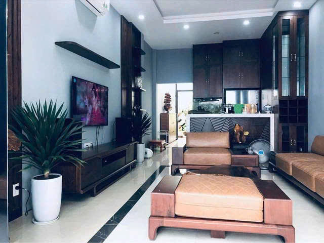 SIÊU PHẨM! NHÀ HOA LÂM- LONG BIÊN. KD SIÊU ĐỈNH, Ô TÔ ĐỖ CỬA- NGÕ 2 Ô TÔ TRÁNH- 69M2- 5T- NHỈNH 8 TỶ