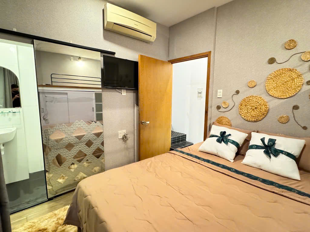 NHÀ ĐẸP PHÚ NHUẬN - CẦM BÁ THƯỚC - 4 TẦNG - NHỈNH 4 TỶ