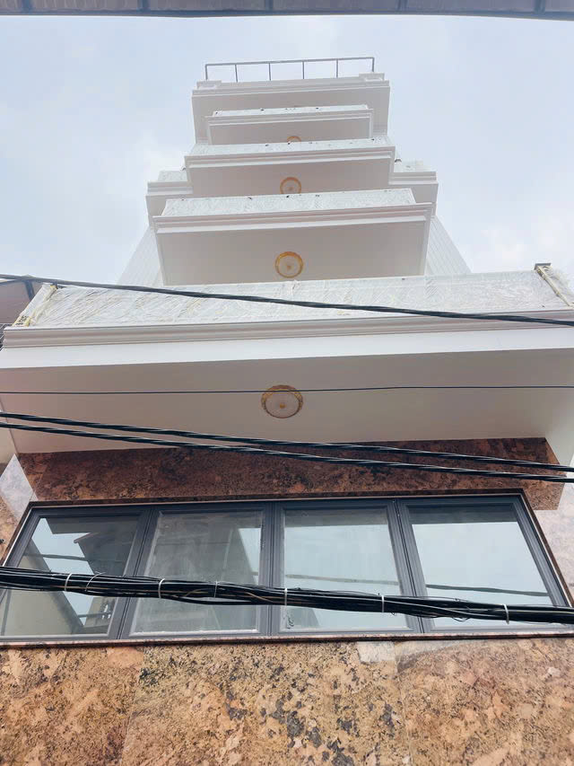 NHÀ MỚI PHÂN LÔ Ô TÔ ĐỖ CỬA Ngọc Trì 55m2 X 7 tầng, mặt tiền 5m,12.9 tỷ Long Biên.