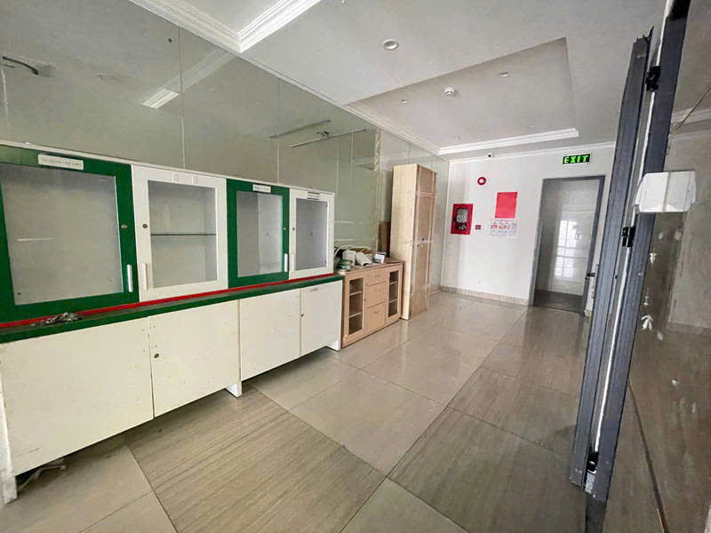 BÁN NHÀ HÀNG QUẬN 10,ĐƯỜNG SƯ VẠN HẠNH,10.3M x 16M,8 TẦNG,CÓ THANG MÁY,HẦM ĐỂ XE