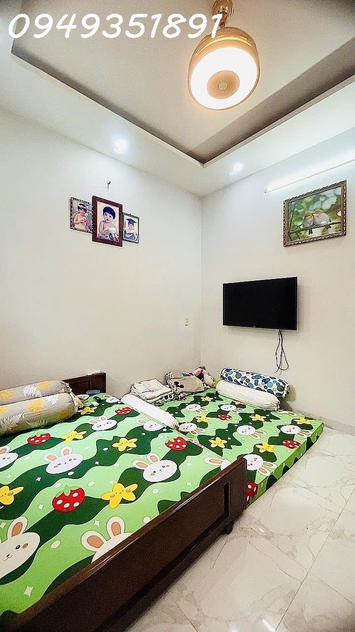 NHÀ 2TẦNG NGANG 5,2M 113M2 2PN SHR HOÀN CÔNG ĐỦ GIÁ 7,3Tỷ LH 0949351891 MR TOAN