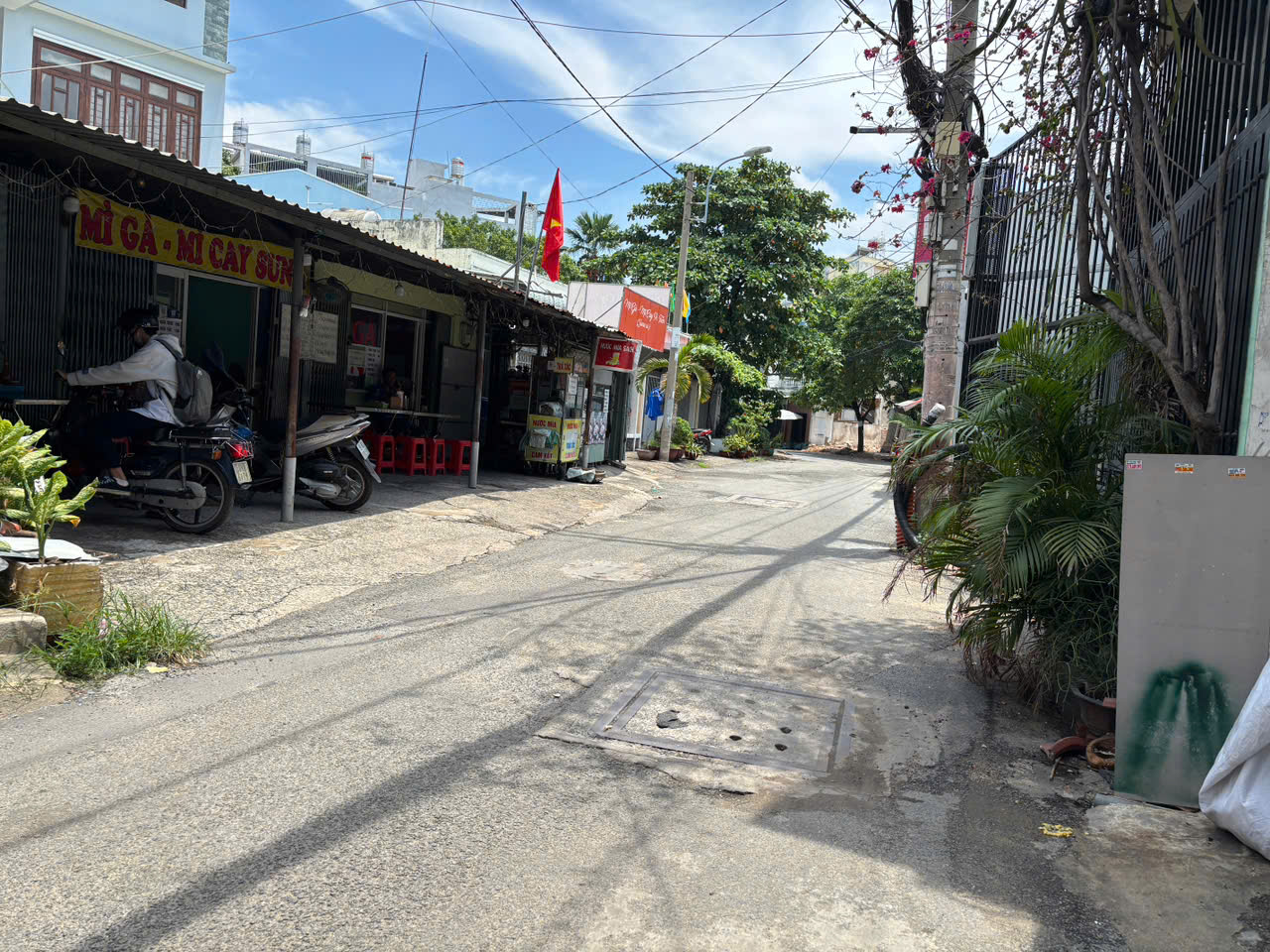 Bán nhà Gò vấp lô góc 2 mặt tiền hẻm xe tải thông – kinh doanh tốt – 4 tầng 4x12 – Giá 6 tỷ2