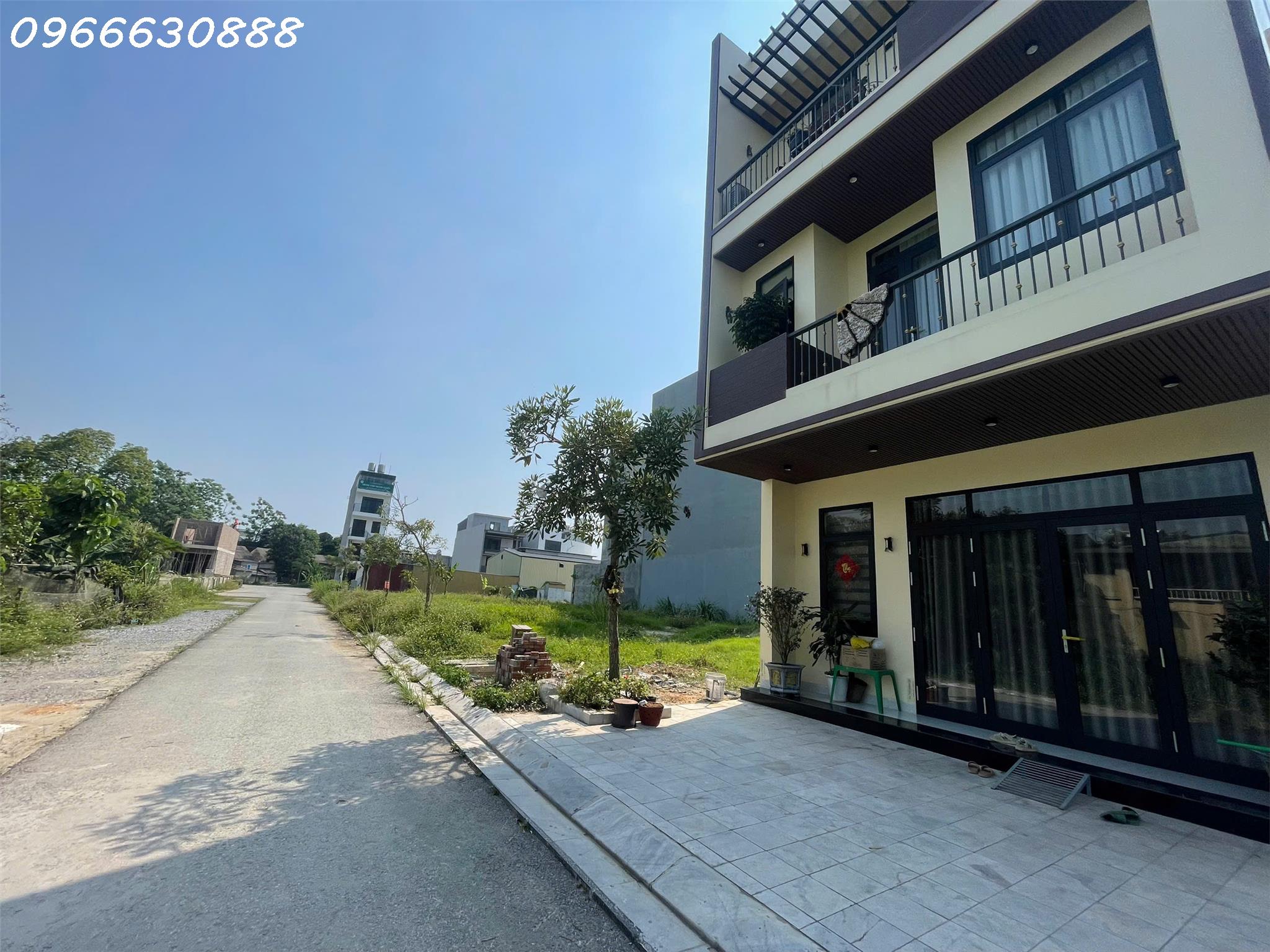 90m2