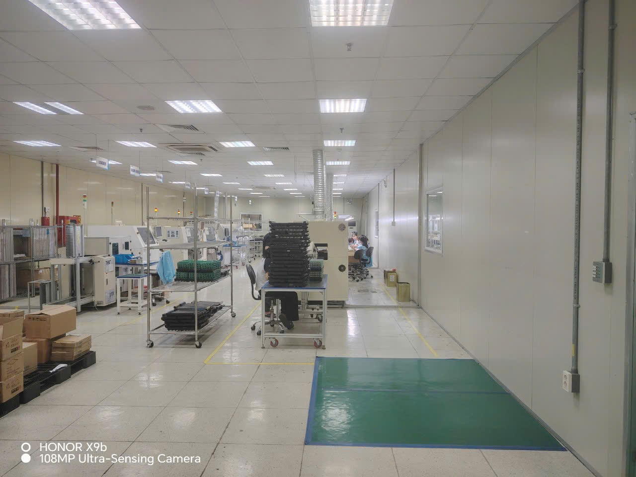  700m2