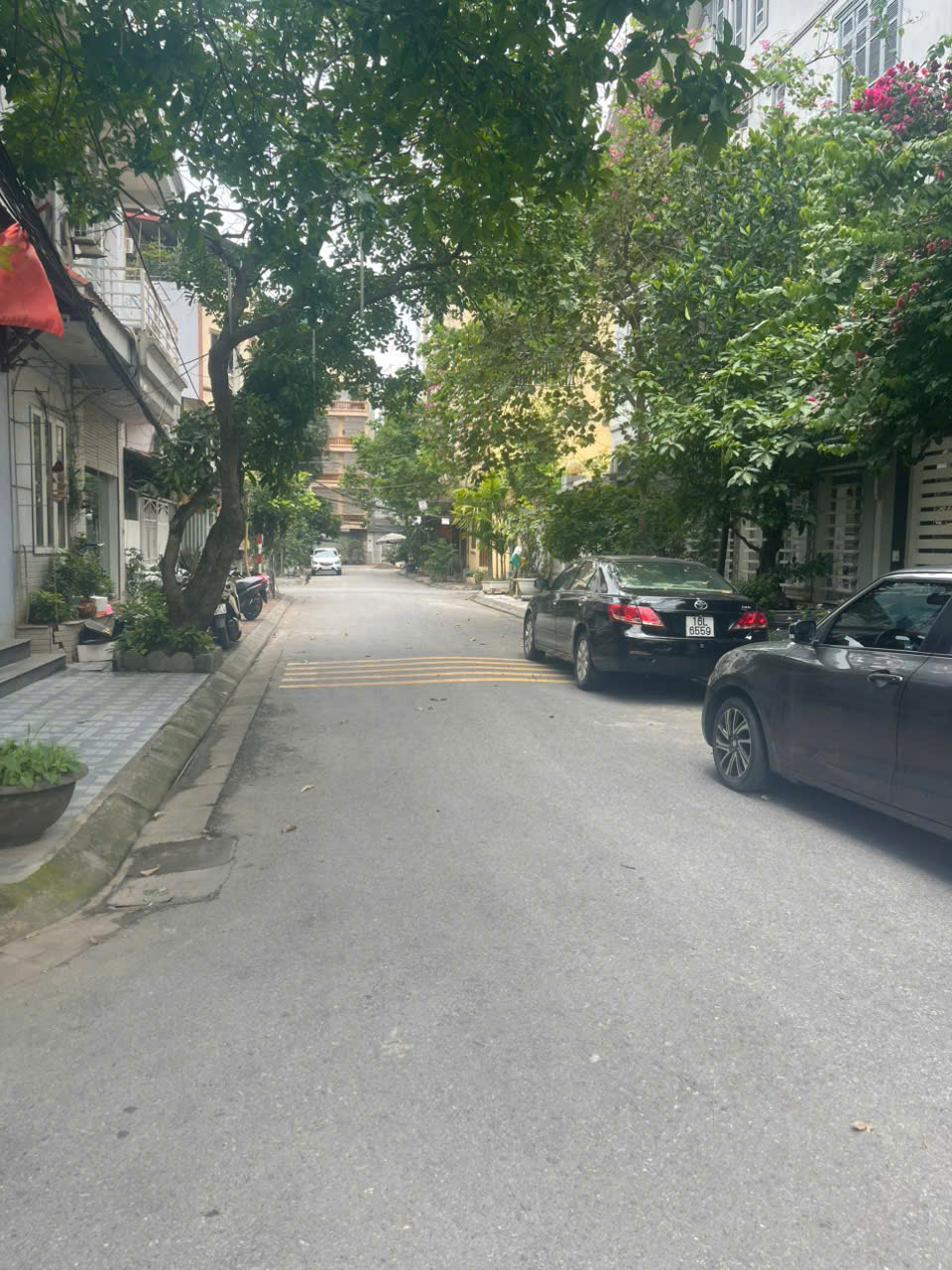 NGỌC THỤY ĐẤT 44 M2, VỈA HÈ NGÕ THÔNG 7M,ÔTÔ TRÁNH GiÁ 9.7 TỶ