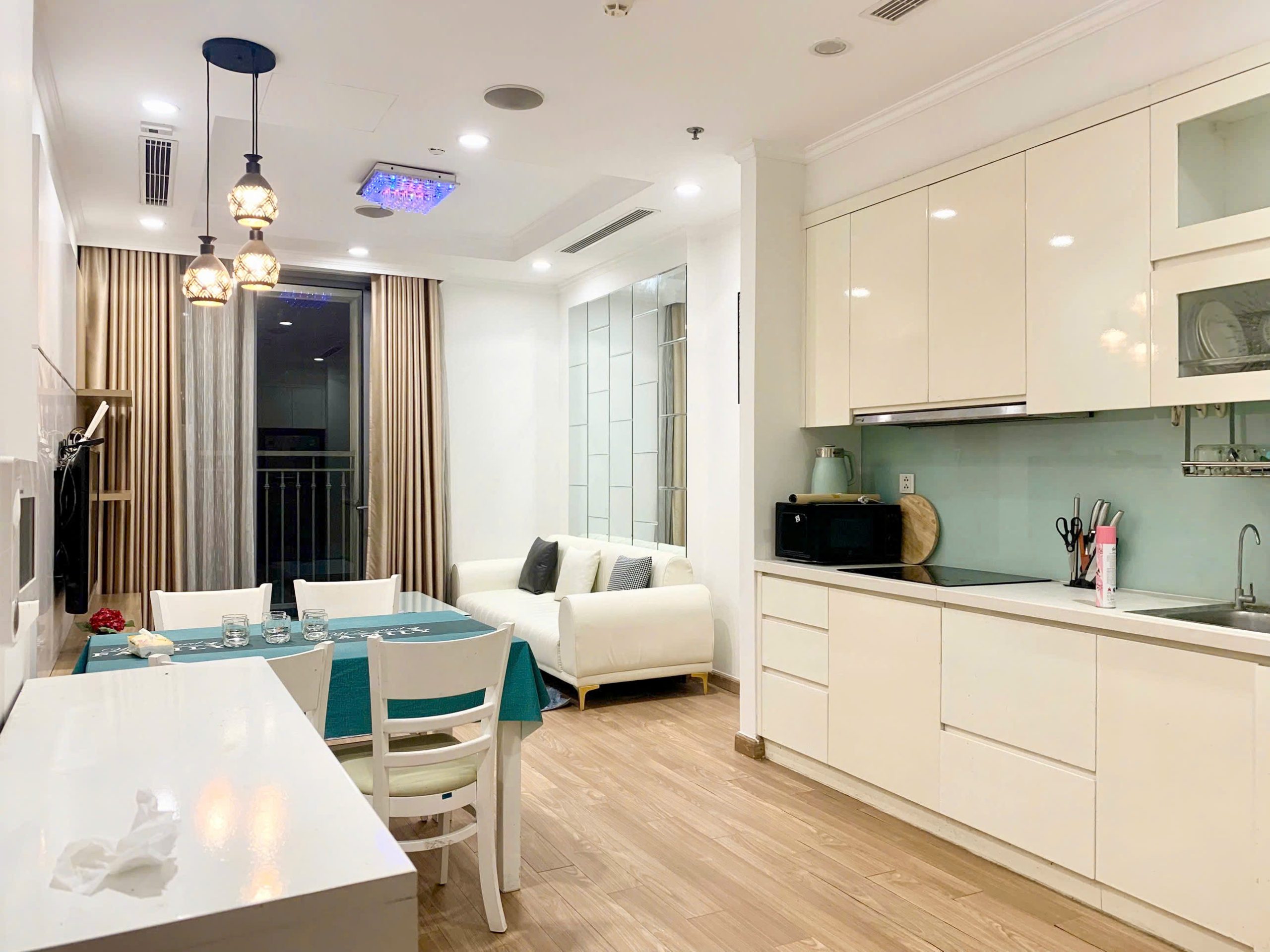 5.1 tỷ! Bán Căn Hộ 2PN 70m2 tại chung cư Helios 75 Tam Trinh. LH: 0975997166