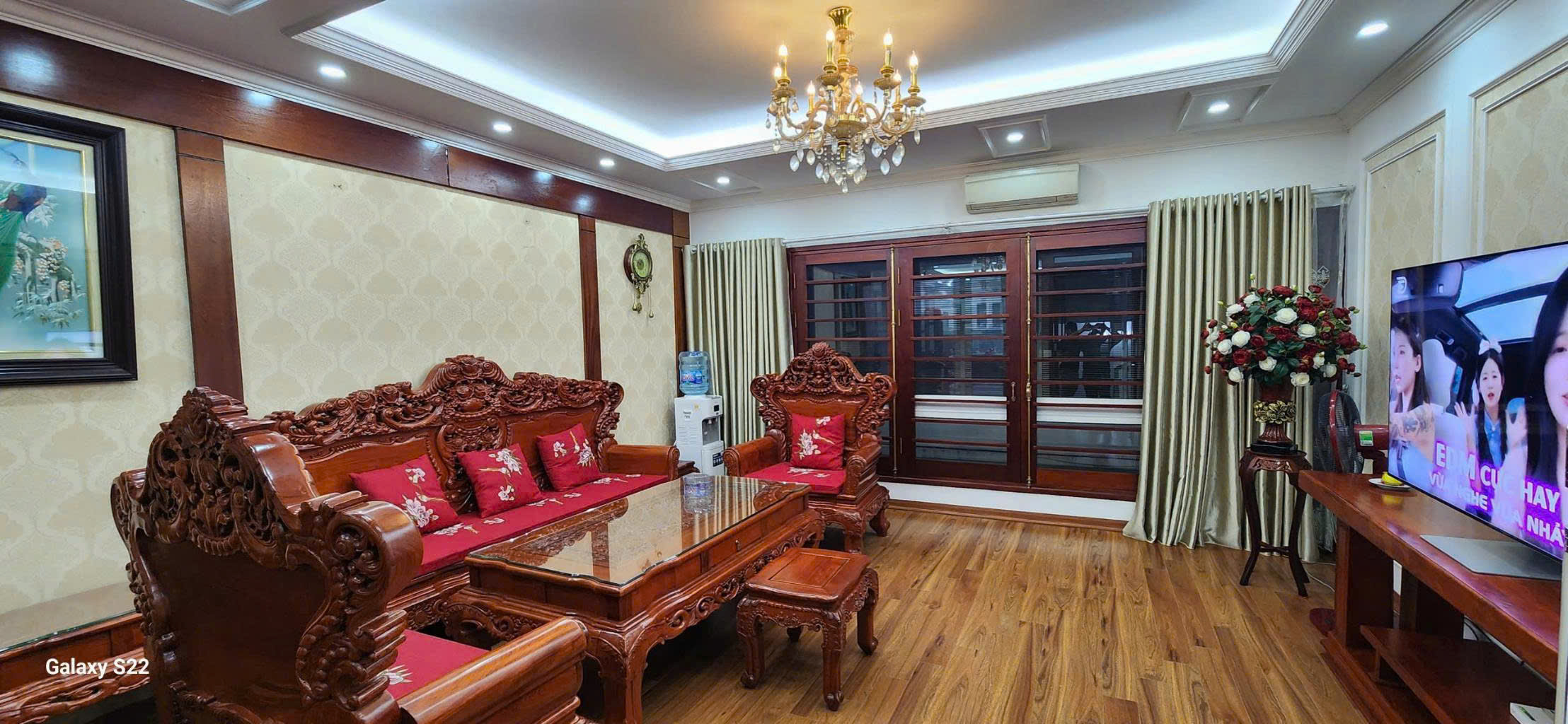 BÁN NHÀ TRUNG KÍNH CẦU GIẤY, PHÂN LÔ, ÔTÔ TRÁNH, KINH DOANH, 2 THOÁNG, 61M² NHỈNH 23 TỶ