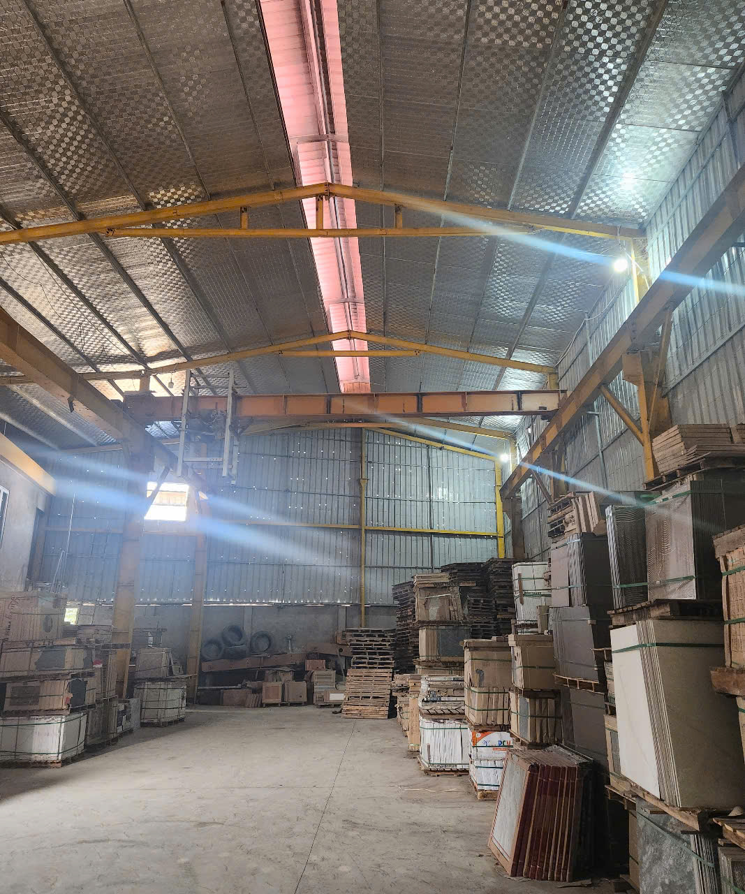 bán 200m mặt quốc lộ 6 Phú Nghĩa-Chương Mỹ-HN tặng thêm 251m full ont và nhà sưởng mới dựng hết 5 tỷ